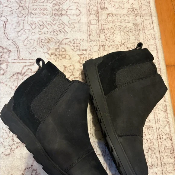 Women’s Sorel Boots - Picture 3 of 7